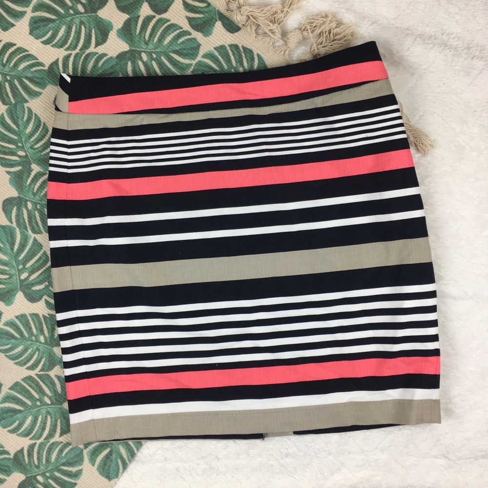 🌵Banana Republic skirt